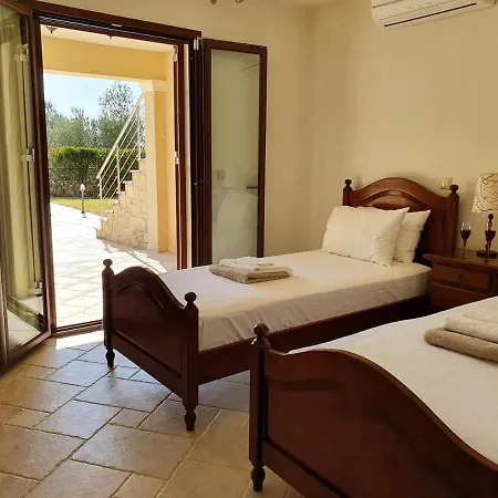 Aspa's Palazzo - Very Close To The Villa Argostolion