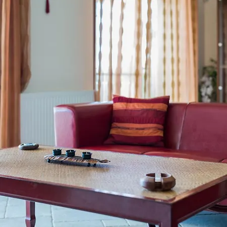 Villa Aspa'S Verde Palazzo - Tranquil And Secluded